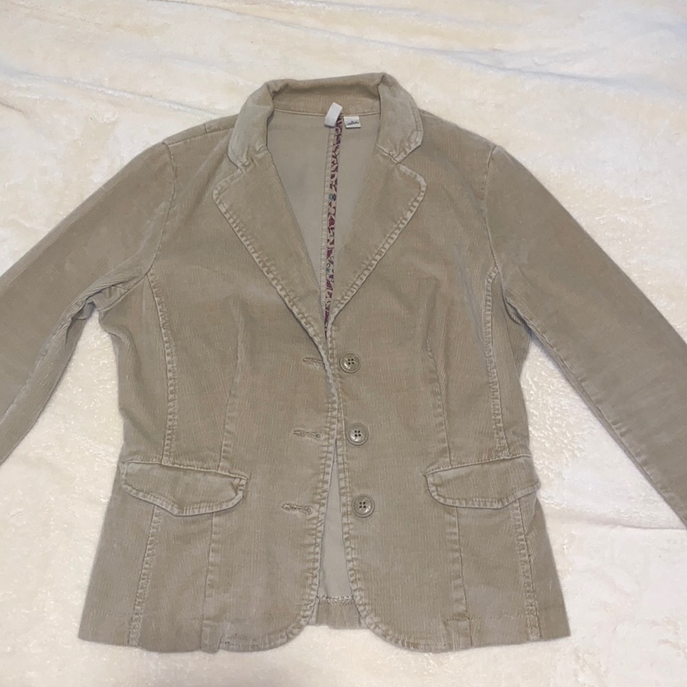 St.Johnson bay stretchy beige corduroy jacket